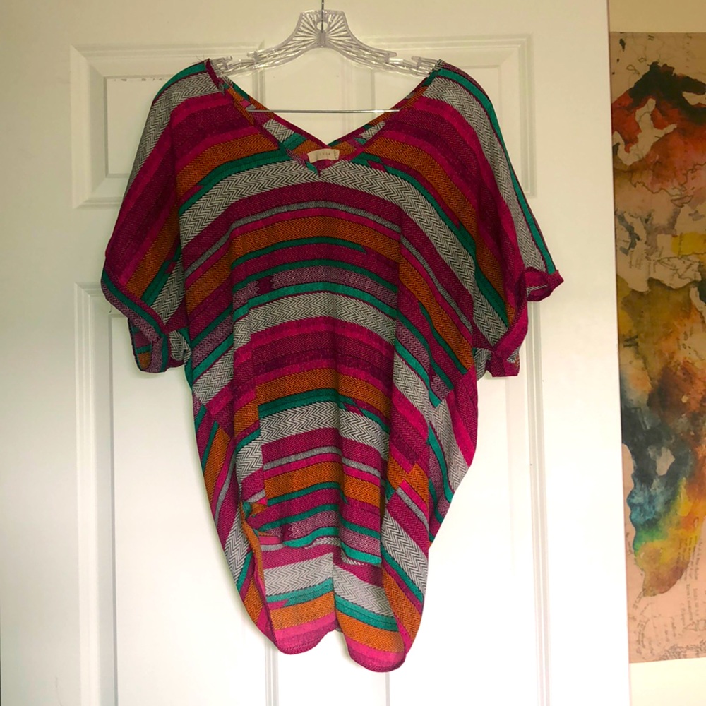 Flowing Patterned Top
